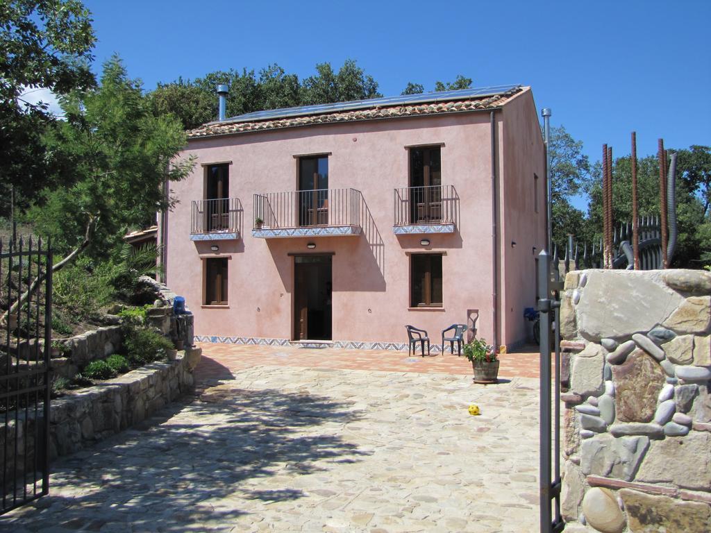Agriturismo San Pietro Gangi Ngoại thất bức ảnh