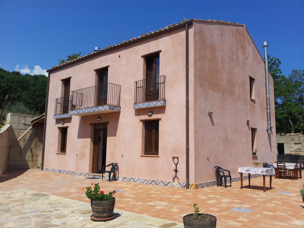 Agriturismo San Pietro Gangi Ngoại thất bức ảnh